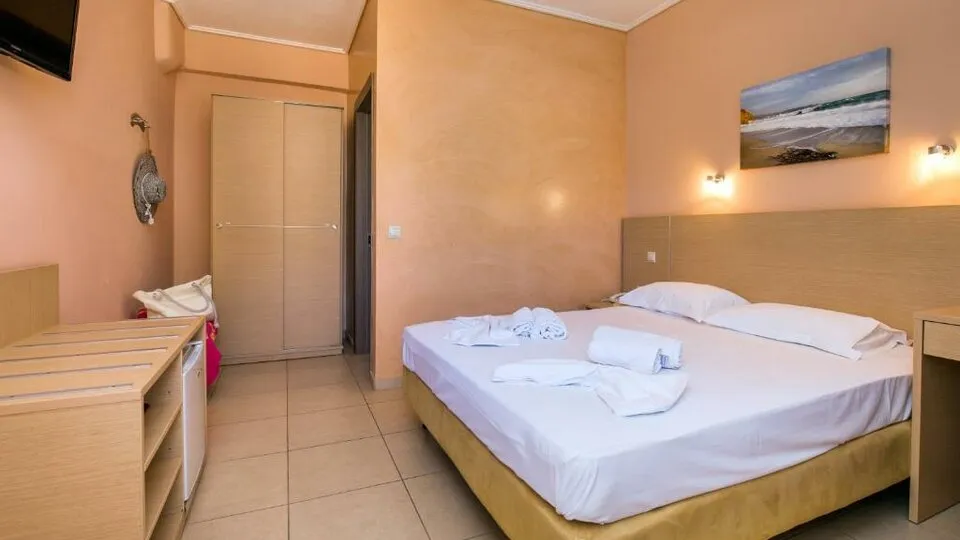 Hotel Antonios, Limenaria, Grčka — Quadruple Room Mountain View