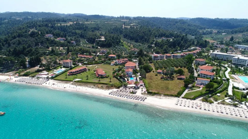 Villa George, Kriopigi