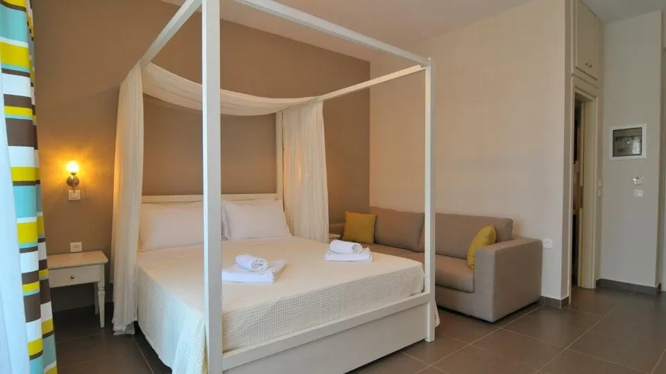 Ntinas Filoxenia Hotel & Spa, Skala Potamia, Grčka — Deluxe Room
