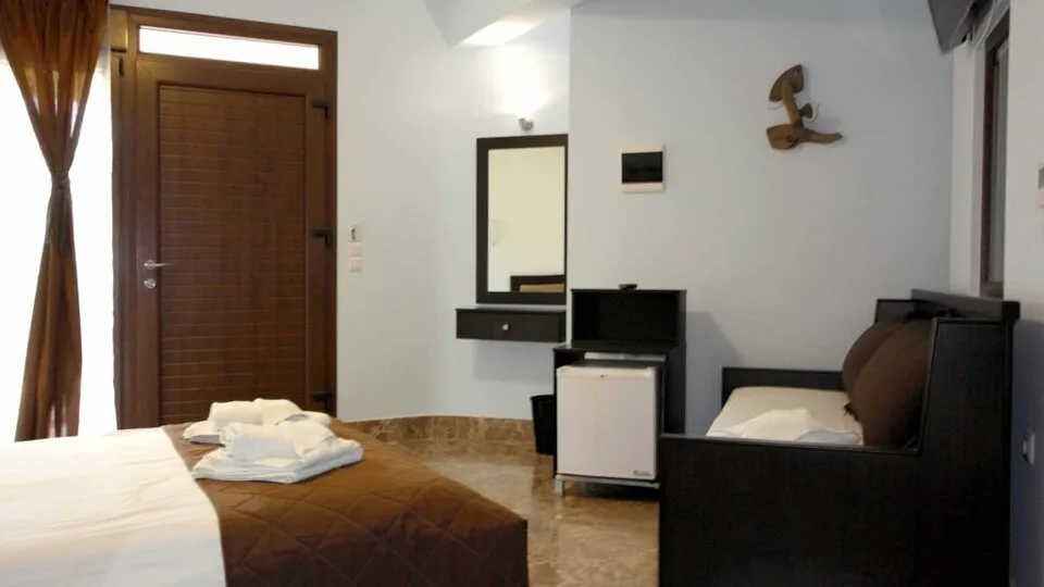 Makednos, Nikiti, Grčka — Ground Floor Room