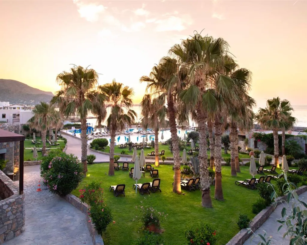 Ikaros Beach Luxury Resort & Spa Adults Only, Iraklion, Grčka — plaža