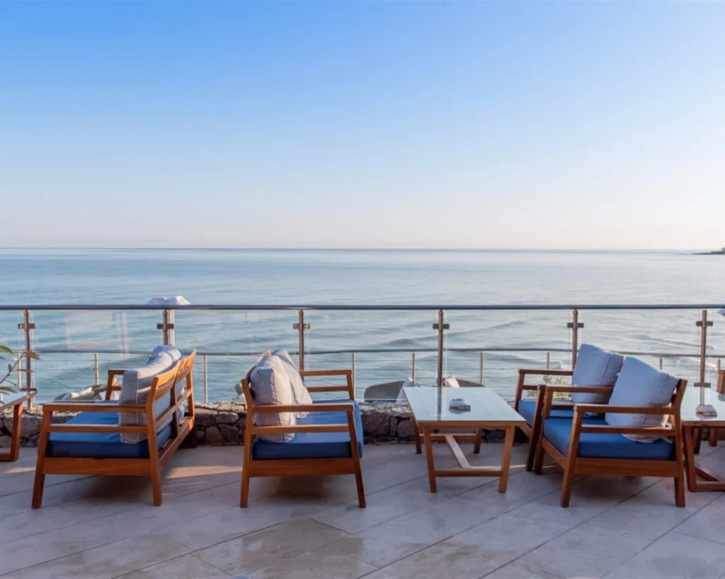 Ikaros Beach Luxury Resort & Spa Adults Only, Iraklion, Grčka — plaža