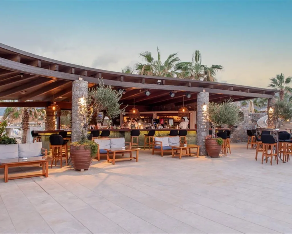 Ikaros Beach Luxury Resort & Spa Adults Only, Iraklion, Grčka — plaža