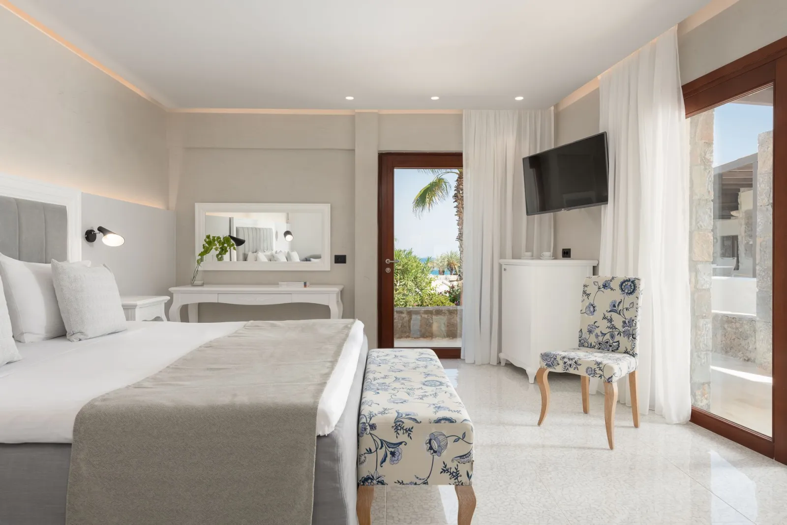 Ikaros Beach Luxury Resort & Spa Adults Only, Iraklion, Grčka — BUNGALOW CLASSIC SEA VIEW DOUBLE