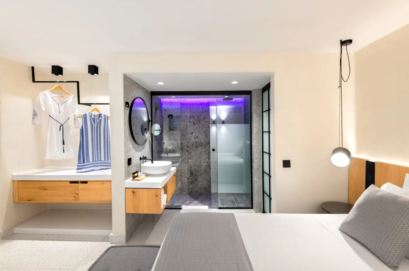 Ikaros Beach Luxury Resort & Spa Adults Only, Iraklion, Grčka — BUNGALOW CLASSIC SEA VIEW SHARING POOL