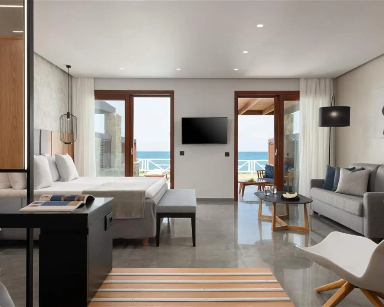 Ikaros Beach Luxury Resort & Spa Adults Only, Iraklion, Grčka — Junior Suite Private Pool Sea Front