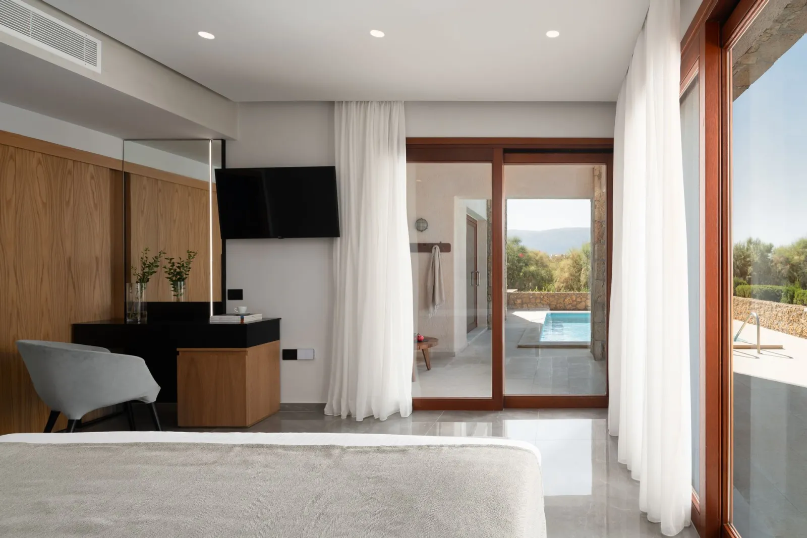 Ikaros Beach Luxury Resort & Spa Adults Only, Iraklion, Grčka — SUITE SEA VIEW WITH PRIVATE POOL
