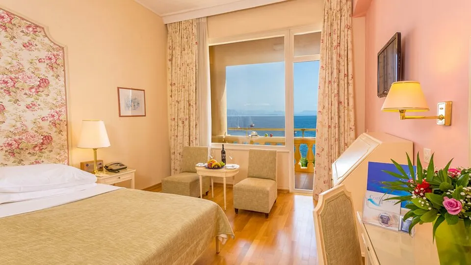 Corfu Palace, Grad Krf, Grčka — Standard room sea view