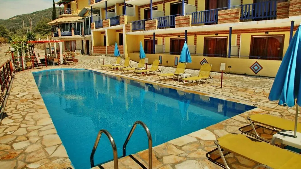 Politia, Agios Nikitas
