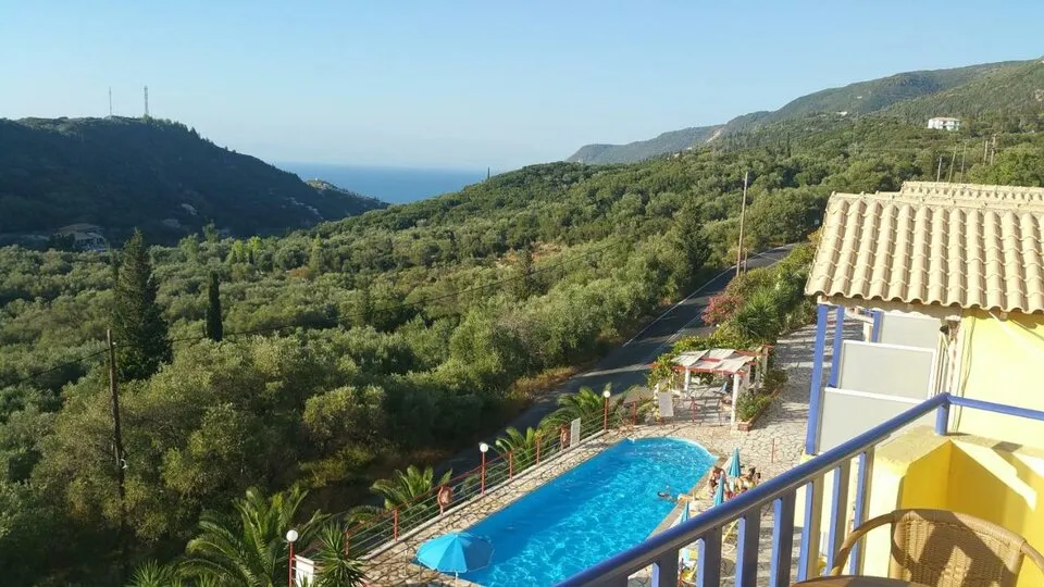Politia, Agios Nikitas, Grčka — fotografija 8