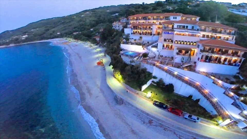 Karaoulanis, Agios Joanis – Papa Nero, Grčka