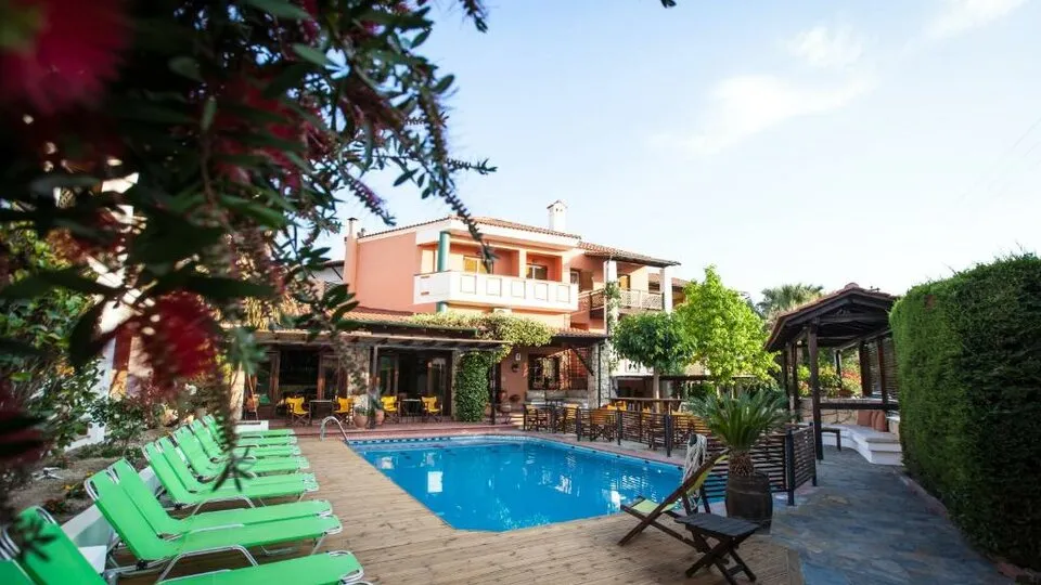 Ammon Garden, Pefkohori