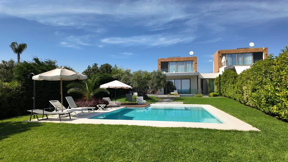 Luria Homes & Luxury Villas, Nikiti