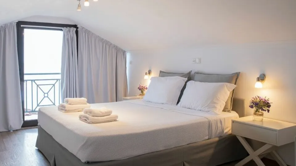 Oceana Beach, Platamon, Grčka — Standard Attic Sea View