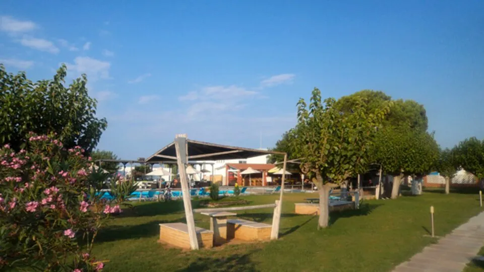 Ionian Beach, Lakopetra, Grčka — fotografija 11