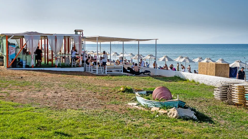 Ionian Beach, Lakopetra, Grčka — fotografija 13
