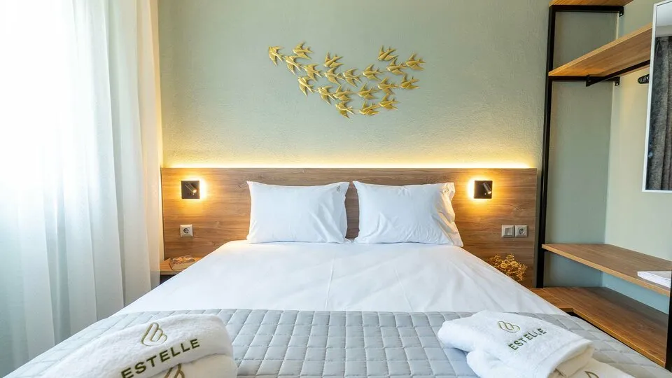 Estelle Luxury Boutique, Gerakini, Grčka — Luxury Junior Suites
