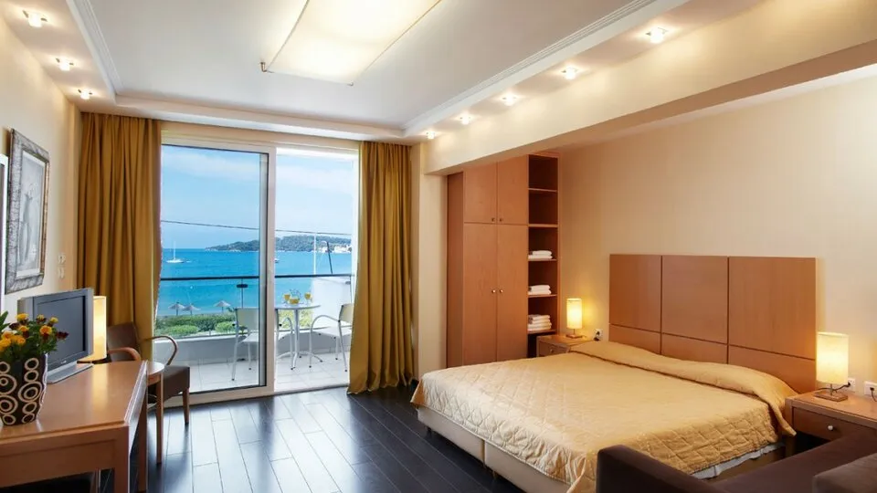Nautica Bay, Porto Heli, Grčka — Junior Suite Main Block