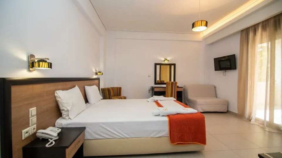 Riviera Perdika, Karavostasi – Perdika, Grčka — Triple Room