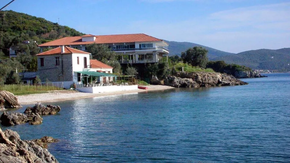 Nicolas Pelion, Horto, Grčka