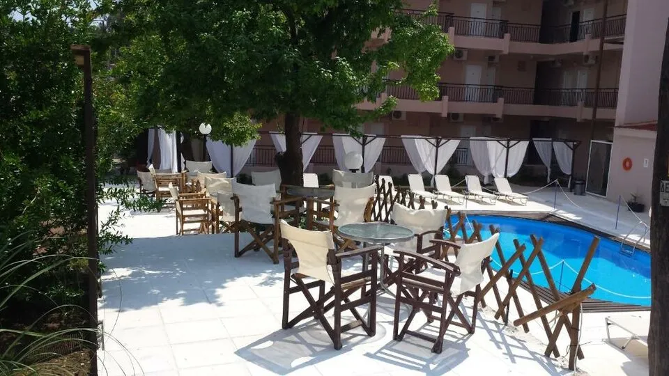Golden Beach Metamorfosi, Metamorfozis, Grčka — fotografija 15