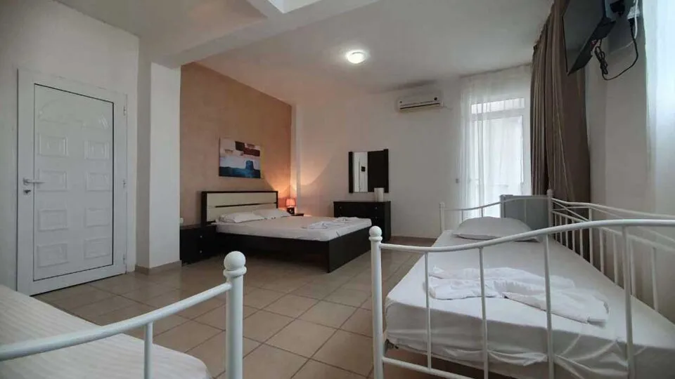Golden Beach Metamorfosi, Metamorfozis, Grčka — Standard room for up to 4 persons