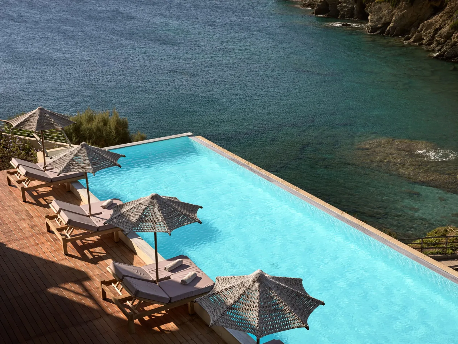 Seaside a Lifestyle Resort Adults Only, Ligaria, Grčka — CASA SWIM UP SIDE SEA VIEW