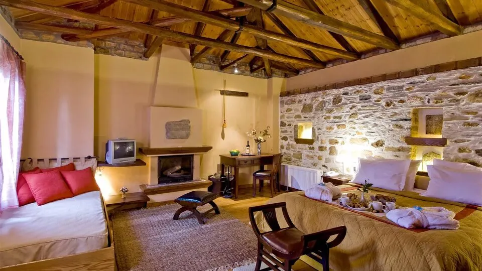 Anovolios Boutique, Volos, Grčka — Queen Room