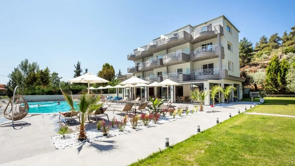 Green Bay Thassos, Tripiti