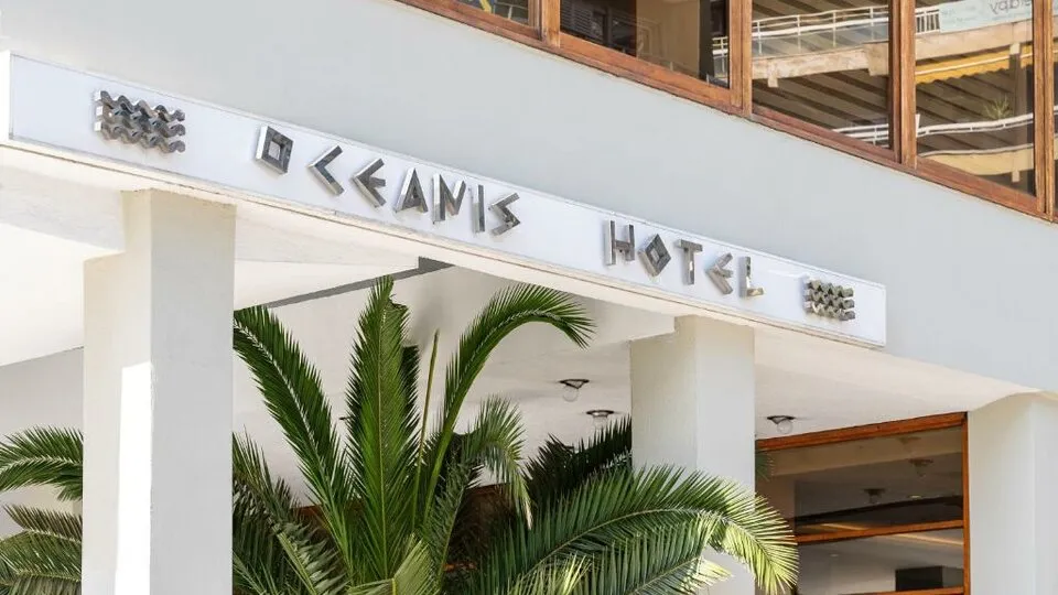 Oceanis, Kavala, Grčka — fotografija 16