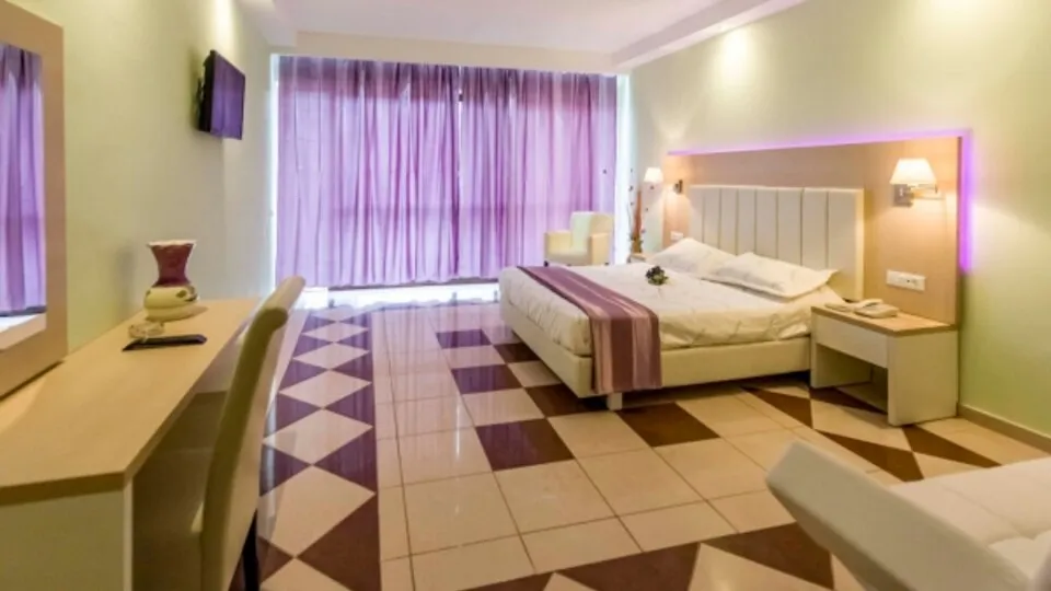 Ninos Blue Princess Beach, Liapades, Grčka — Junior Suite Sea View