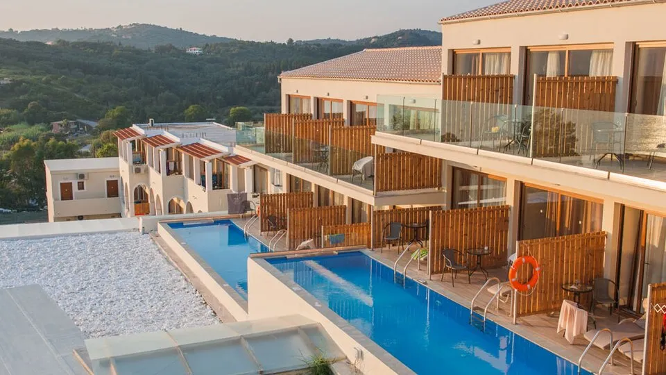 Ninos Porto Demo Boutique, Agios Georgios