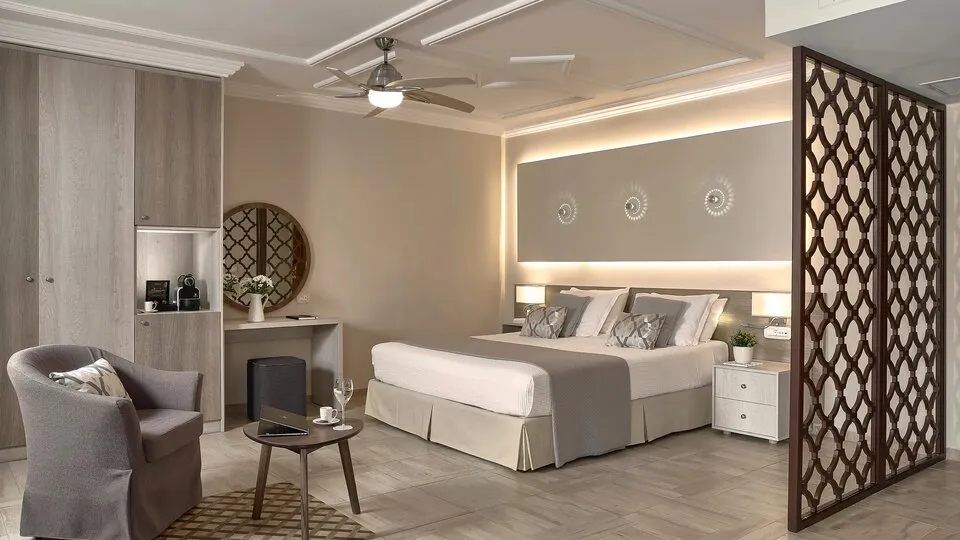 Aldemar Knossos Villas, Hersonisos, Grčka — Junior Suite Sharing Pool