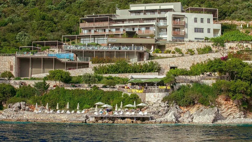 San Nicolas Resort, Mikros Jalos