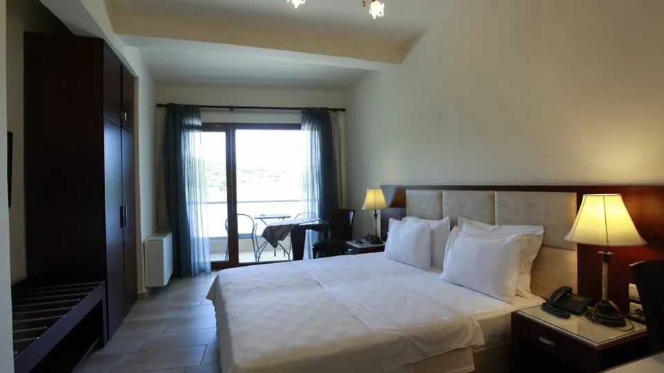 OceanView Beach, Elaiohori, Grčka — Standard room Mountain View