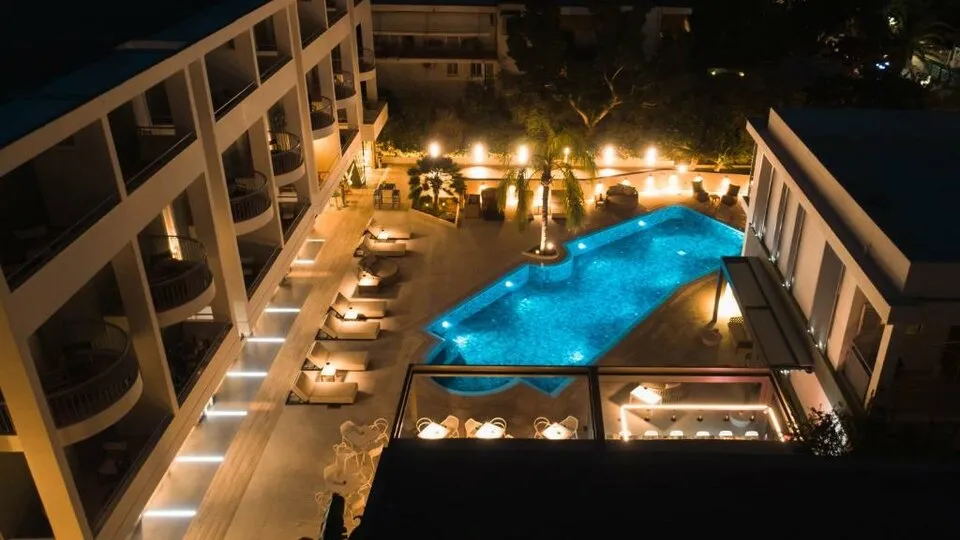 Flisvos Royal Hotel & Suites, Tolo