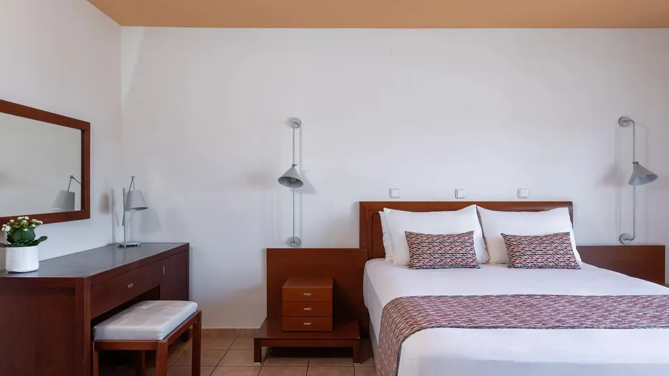 Flisvos Royal Hotel & Suites, Tolo, Grčka — Junior Suite
