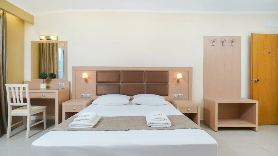 Versa Studios, Limenas, Grčka — Deluxe Apartment