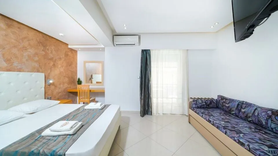 Versa Studios, Limenas, Grčka — fotografija 14
