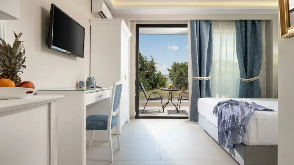 Light Blue Luxury Apartments, Nea Kalikratija, Grčka — fotografija 4