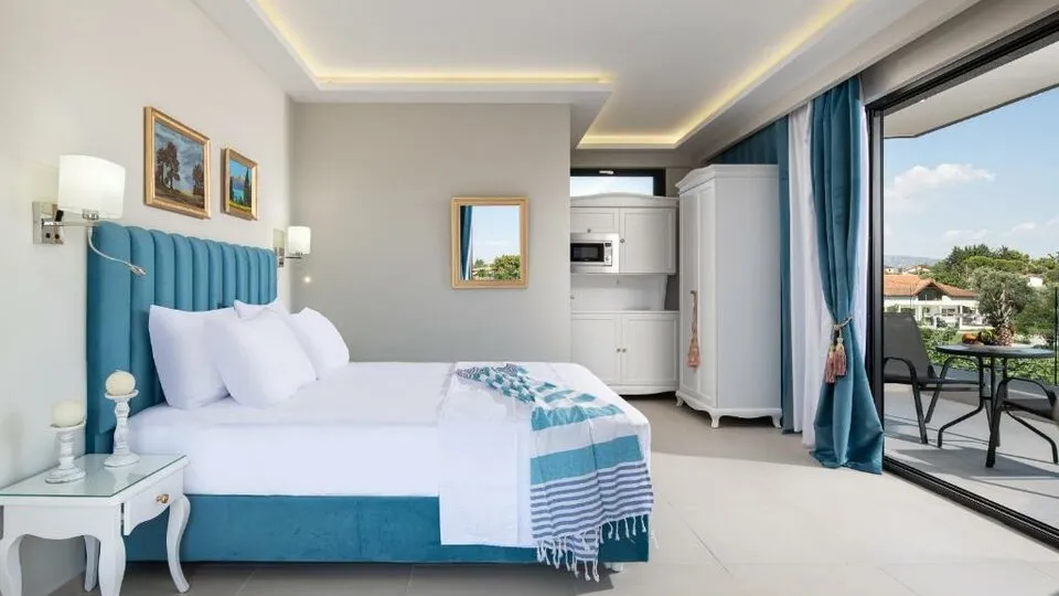 Light Blue Luxury Apartments, Nea Kalikratija, Grčka — fotografija 5