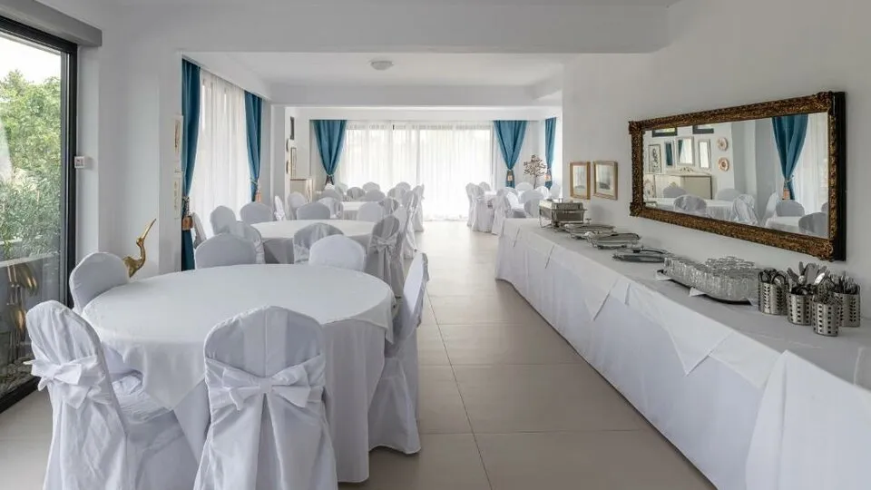 Light Blue Luxury Apartments, Nea Kalikratija, Grčka — fotografija 7