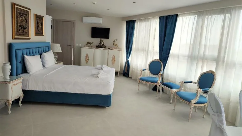 Light Blue Luxury Apartments, Nea Kalikratija, Grčka — Panoramic Suite Sea View