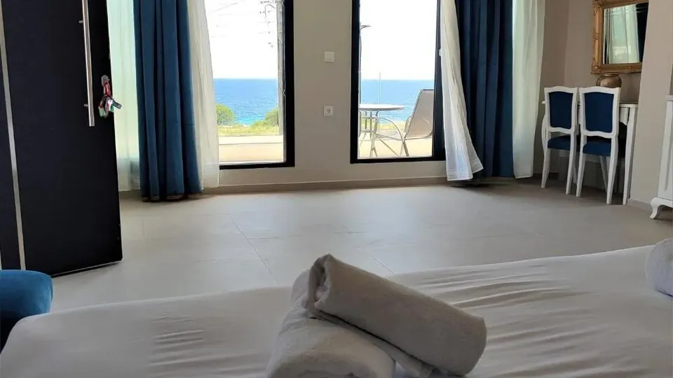 Mykoniatika Villas, Nea Kalikratija, Grčka — Blue Suite