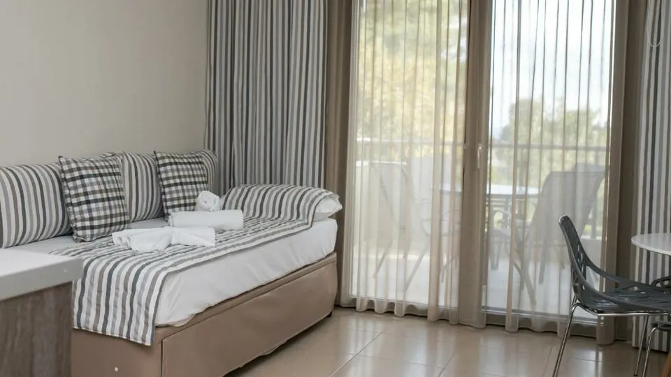 Gmare Suites, Gerakini, Grčka — fotografija 13