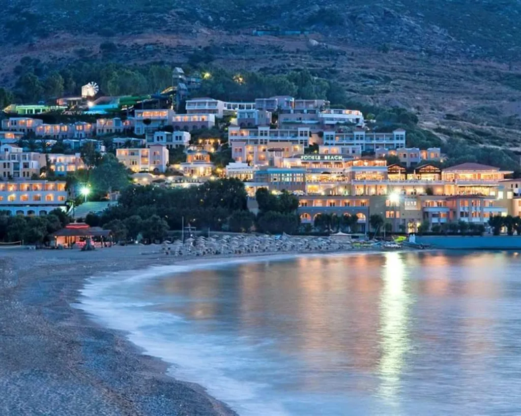 Fodele Beach and Waterpark Holiday Resort, Fodele, Grčka — plaža