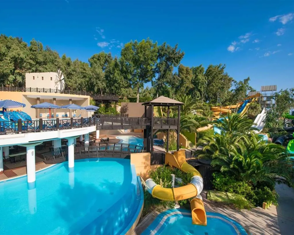 Fodele Beach and Waterpark Holiday Resort, Fodele, Grčka — plaža