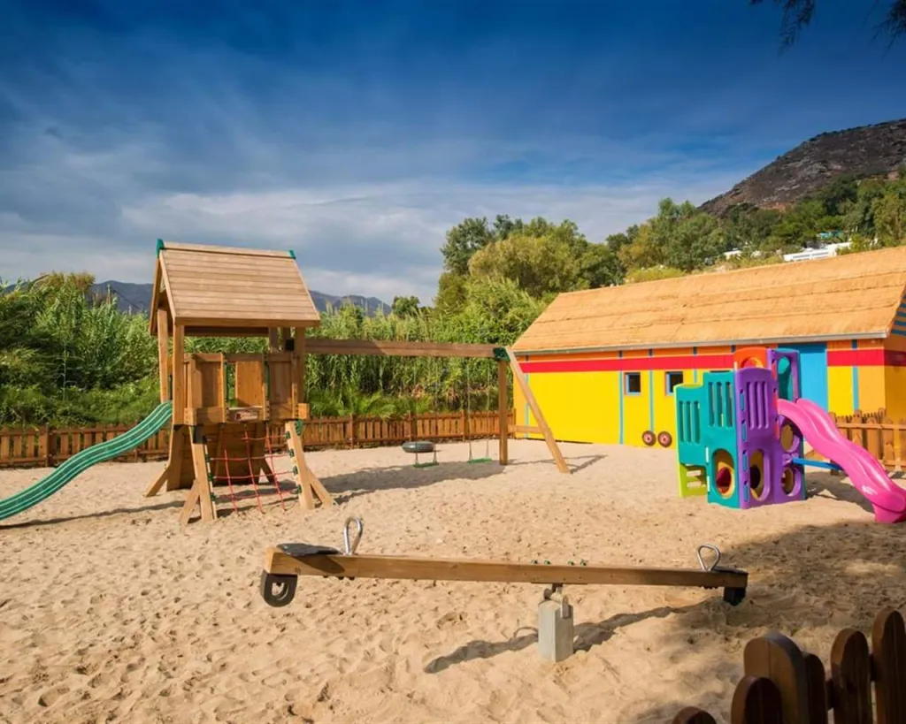 Fodele Beach and Waterpark Holiday Resort, Fodele, Grčka — plaža