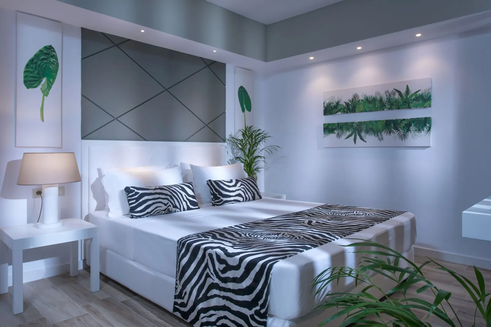 Fodele Beach and Waterpark Holiday Resort, Fodele, Grčka — Zebra Room