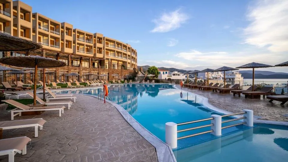 Evia Hotel & Suites, Marmari, Grčka — fotografija 1